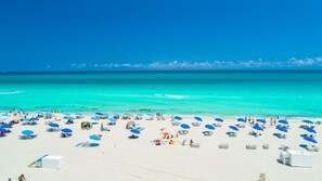 Exterior - Luxury Vacation Rentals at Carillon Wellness Resort by LRMB (Miami Beach)