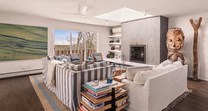 Chic Montauk Retreat with Ocean Views, Designer Interiors & Deeded Beach Access
