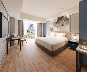 高档床上用品、客房内保险箱、办公桌、熨斗/熨板