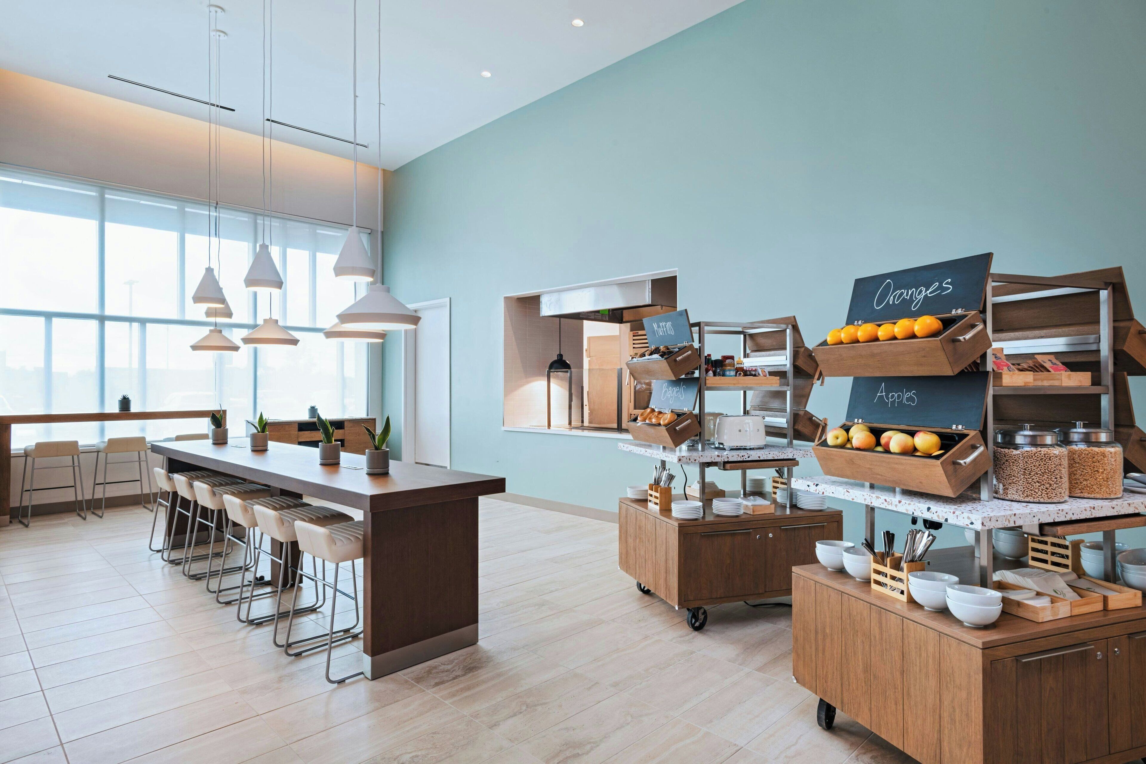 Café da manhã continental grátis todos os dias