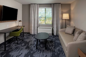 Suite, 1 kingsize bed met slaapbank, niet-roken, uitzicht op stad