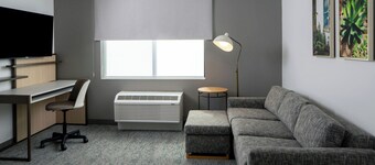 Towneplace Suites By Marriott Surprise Prasada