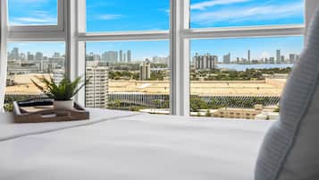 Room (The Setai 2102) | 1 bedroom, soundproofing, free WiFi, bed sheets