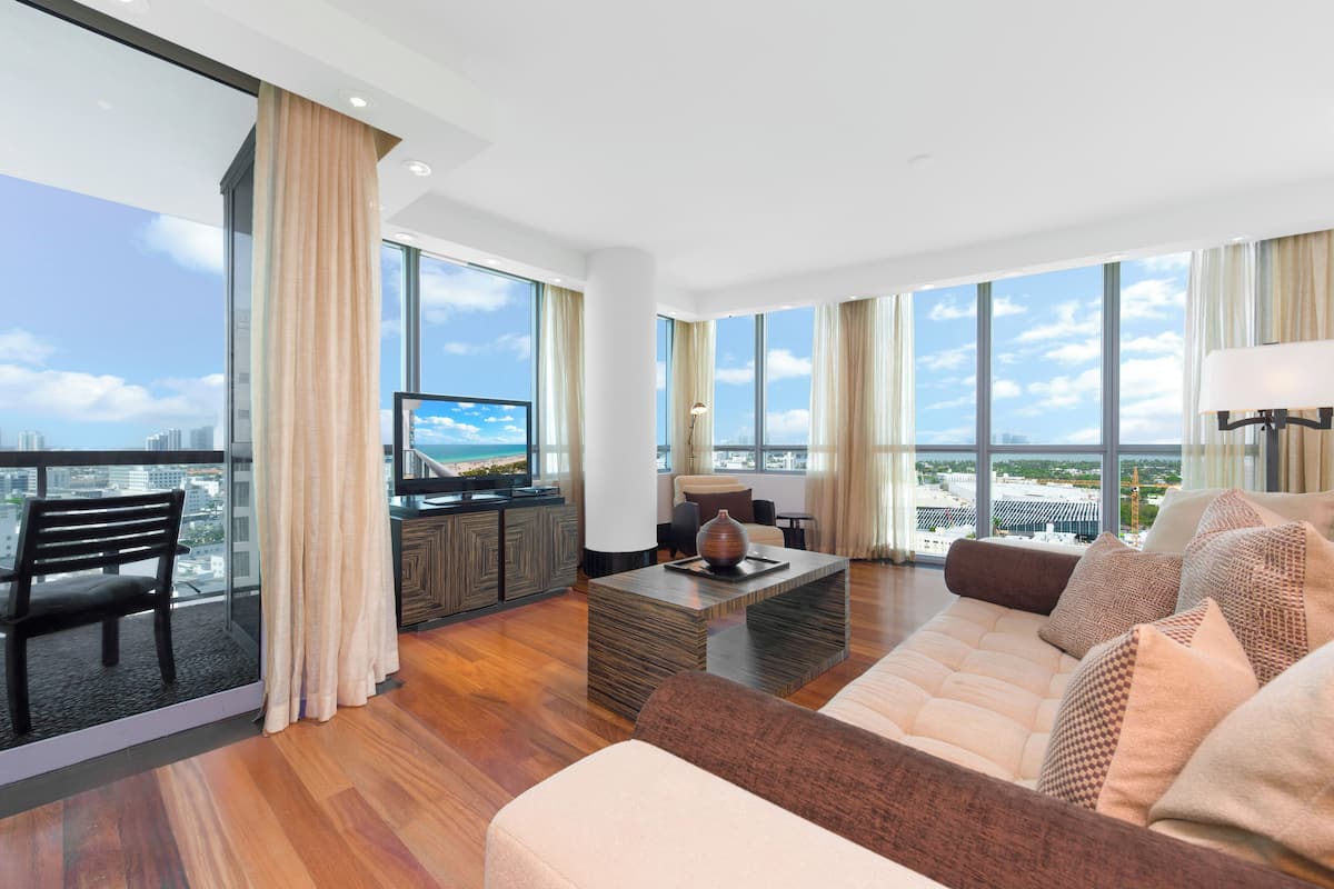 Room (The Setai 2402) | 1 bedroom, soundproofing, free WiFi, bed sheets