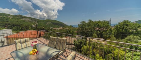 Villa Familiale | Terrasse/Patio