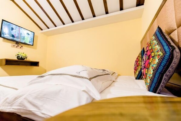 Room - Fengming Mountain Residence · Ink Jiangnan Theme Hotel (Outside Hongcun Scenic Area) (Yi County)