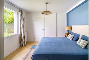 4 habitaciones, tabla de planchar con plancha y wifi gratis 