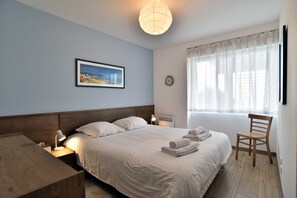 2 chambres, fer et planche à repasser, Wi-Fi gratuit