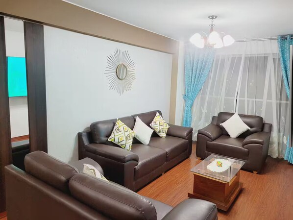 Living area - United Family Apartment_3BR (Jesús María)