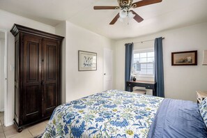 2 bedrooms, iron/ironing board, WiFi, bed sheets