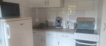 Just 20 minutes from Les Puys and Le Zénith! 5 min from Riom Close to motorways.