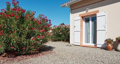 Studio indépendant de 25m2
Proche de Toulouse
Jardin et parking privatifs