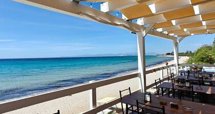 Simone House is a cozy apartment house located in the Marina Residence resort.