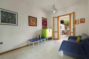 TV, stereo - Villino Blue Area by BarbarHouse (Torre dell'Orso)