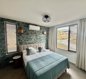 3 chambres, fer et planche à repasser, Wi-Fi, draps fournis