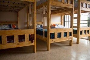 Room - Aventura Hostel (San Rafael)