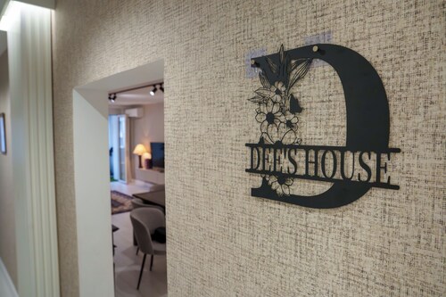 D-HOME   
Spacious 3-bedroom home in the green hearth of Sofia