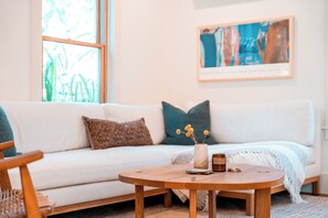 Télévision, chaîne hi-fi