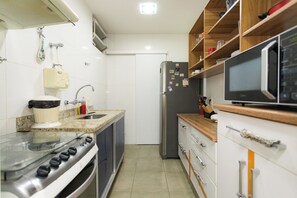 Private kitchen - SUH Leme 02 Beach Dreams (Rio de Janeiro)