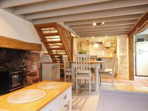 Dining - 1 Myrtle Cottages (Newton Abbot)