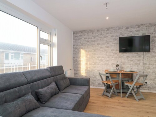 Flat 24