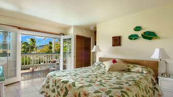 4 quartos, escrivaninha, ferros/tábuas de passar roupa, berço de viagem