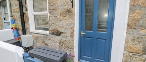 Cottage | Exterior detail