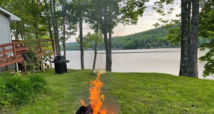 Peaceful 4-bedroom on Stinson Lake