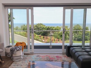 Interior - Golygfa Gele (Abergele)