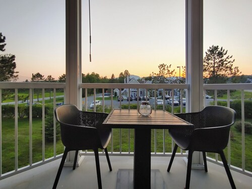 Chalet Tranquillité Orford - 5 min. from Mont-Orford (ski, golf, hiking, bike)