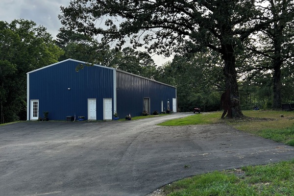 Twin Oaks Retreat and Pickleball. Indoor and Outdoor coming soon!