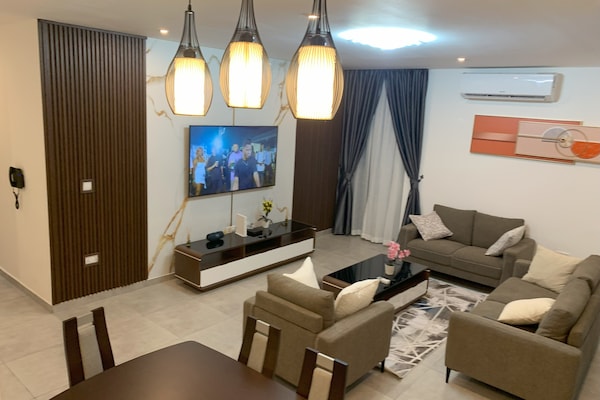 Family Apartment | Iron/ironing board, free WiFi, wheelchair access