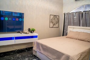 3 chambres, bureau, fer et planche à repasser, Wi-Fi