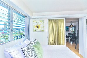 2 dormitoris, planxa i posts de planxar, wifi i roba de llit 