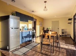 Deluxe Villa, Balcony, Sea View | Living area