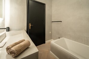 Asciugacapelli, asciugamani