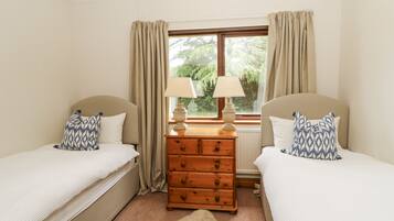 3 bedrooms, individually decorated, individually furnished, free WiFi