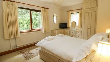 3 habitaciones, decoración personalizada y muebles diferentes