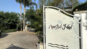 Enceinte de lâhĂ©bergement