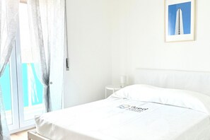 3 bedrooms - P073 – Porto Recanati, Panoramic Three-Room Apartment with Sea View (Porto Recanati)