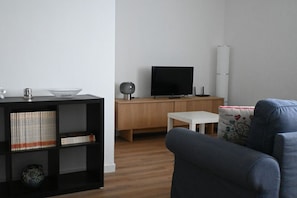 TV