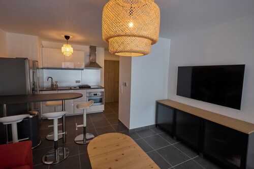 VENEZ ! Superbe appartement neuf situé au coeur de la station, tout équipé.