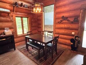 Dining - New listing! Cozy cabin 15 minutes from Glacier (Hungry Horse)