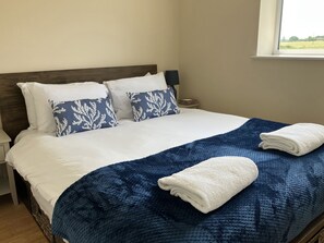 Cottage | 3 bedrooms, individually decorated, individually furnished, free WiFi - Seadrift (Norwich)