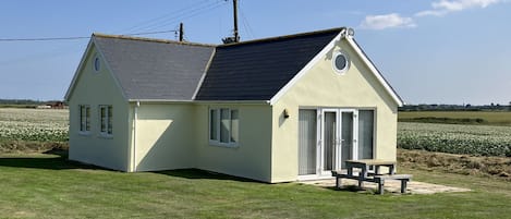 Cottage | Front of property