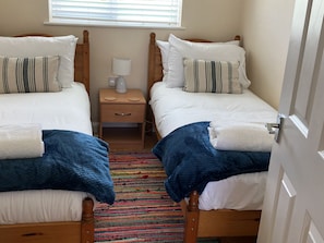 Cottage | 3 bedrooms, individually decorated, individually furnished, free WiFi