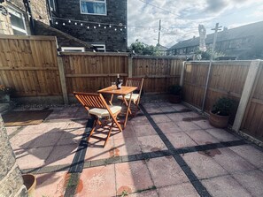 コテージ | 屋外ダイニングエリア