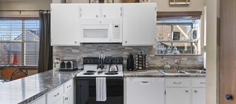 Lake Livin - Incredible Views