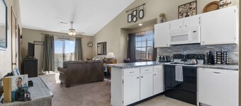 Lake Livin - Incredible Views