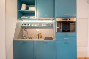 Fridge, microwave, oven, dishwasher - GuestReady - Esperança do Cardal 2E (Lisbon)